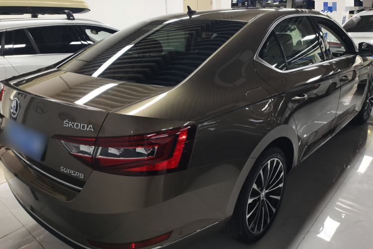 Used Skoda Superb 2016 TSI330 DSG Smart Drive Edition
