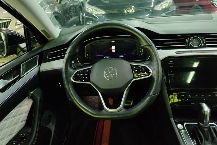 Used Volkswagen Magotan 2023 2 Million Units Commemorative Edition 330TSI DSG Luxury Version