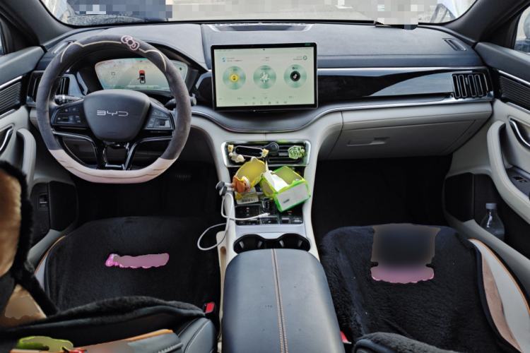 Used BYD Song PLUS New Energy 2023 Champion Edition DM-i 110KM Flagship Model
