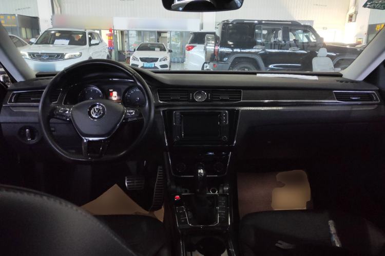 Used Volkswagen Passat 2016 330TSI DSG Prestige Edition
