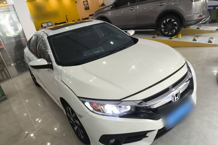 Used Honda Civic 2016 220TURBO CVT Luxury Edition
