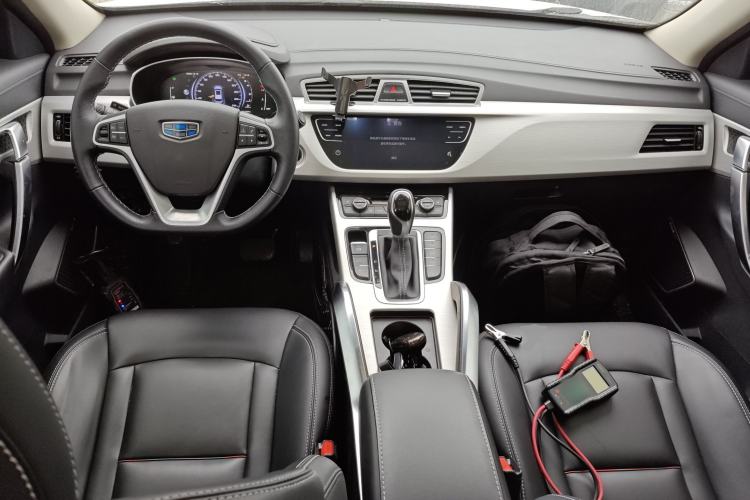 Used Geely Auto Emgrand X7 Sport 2018 1.8TD Automatic Two-Wheel Drive Smart 4G Connected Version
