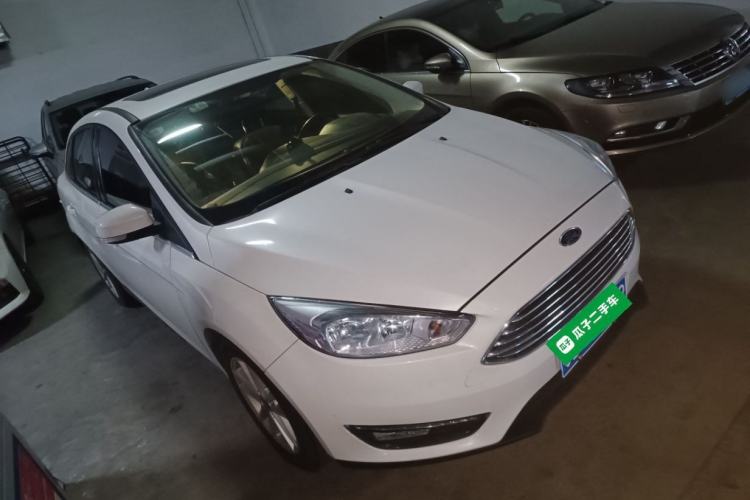 Used Ford Focus 2015 Sedan EcoBoost 180 Automatic Elite Model