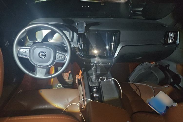 Used Volvo S60 2021 T4 Zhiyi Luxury Edition