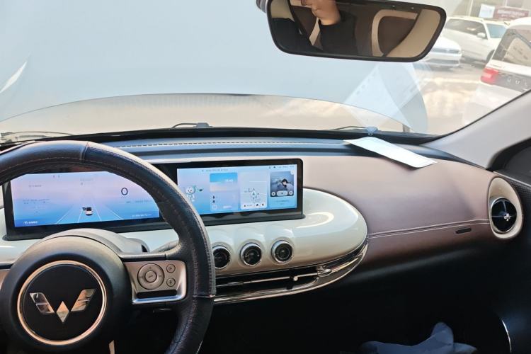 Used Wuling Bingo 2023 333 km Enjoyment Version
