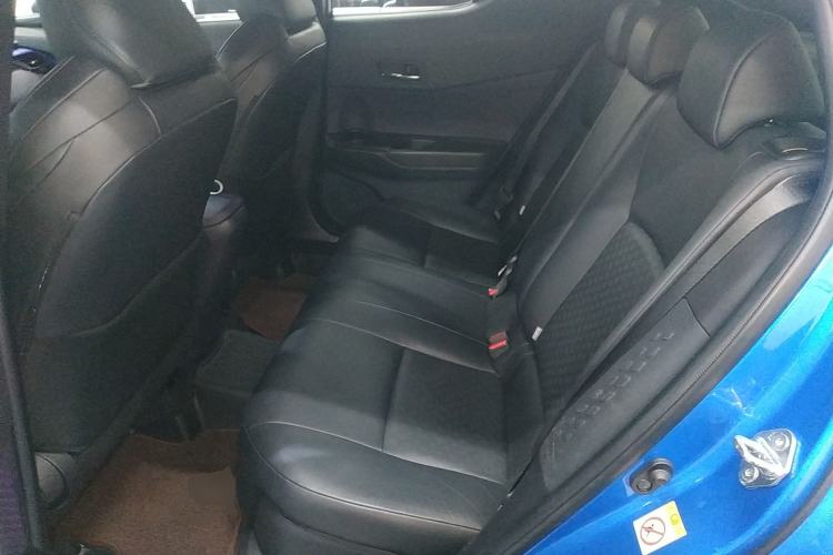 Used Toyota IZOA 2018 2.0L Yichi Edition China V Standard