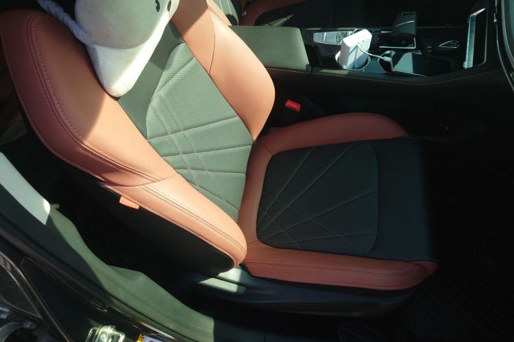 Used Changan Eado 2023 Changan Edition PLUS Blue Whale NE 1.4T GDI DCT Prestige Version
