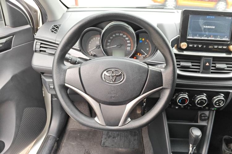Used Toyota YARiS L 2021 X-Trail 1.5L CVT Luxury Edition
