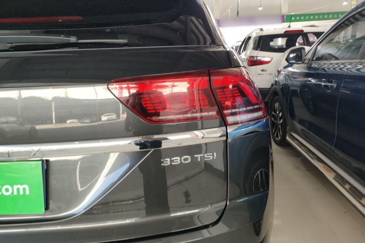 Used Volkswagen Teramont X 2022 330TSI Two-Wheel-Drive Luxury Edition
