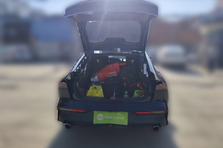 Used Changan UNI-V 2022 1.5T Prestige Version