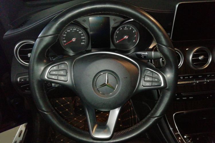 Used Mercedes-Benz GLC 2018 GLC 260 4MATIC Luxury Model