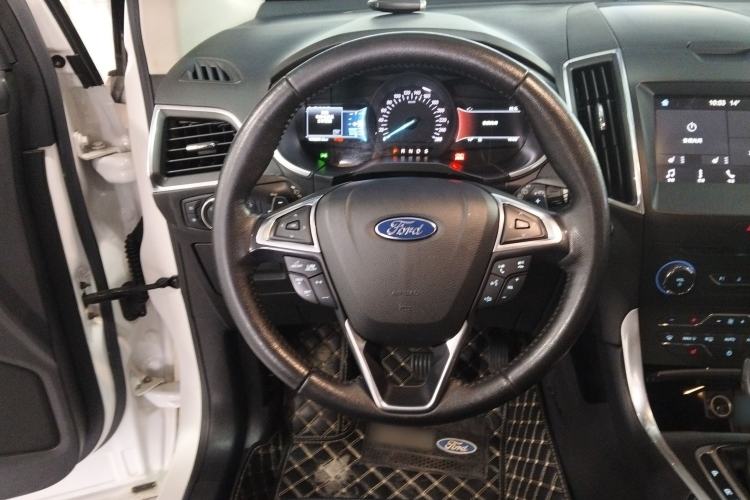 Used Ford Edge 2018 EcoBoost 245 Two-Wheel-Drive Titanium 7-Seater China V Standard
