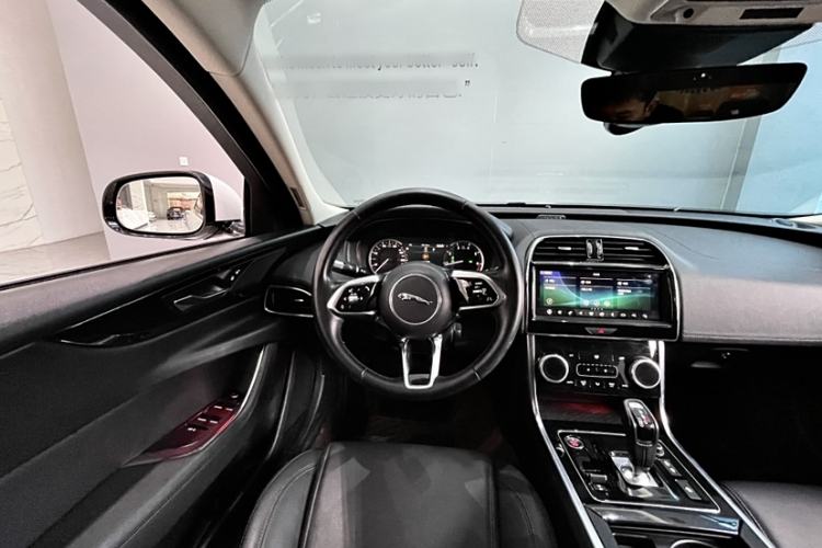 Used Jaguar XEL 2020 2.0T 200 PS S Advanced Elegance Edition
