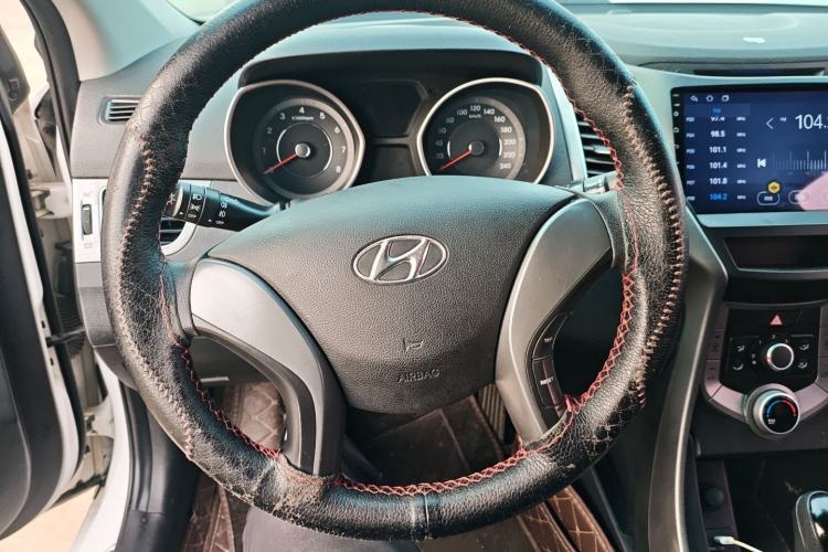 Used Hyundai Elantra 2015 1.6L Automatic Fashion Model
