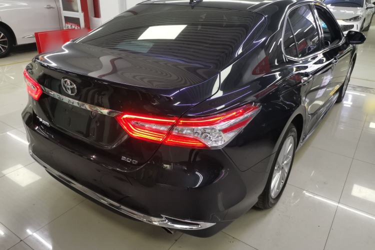 Used Toyota Camry 2023 2.0G Luxury Edition