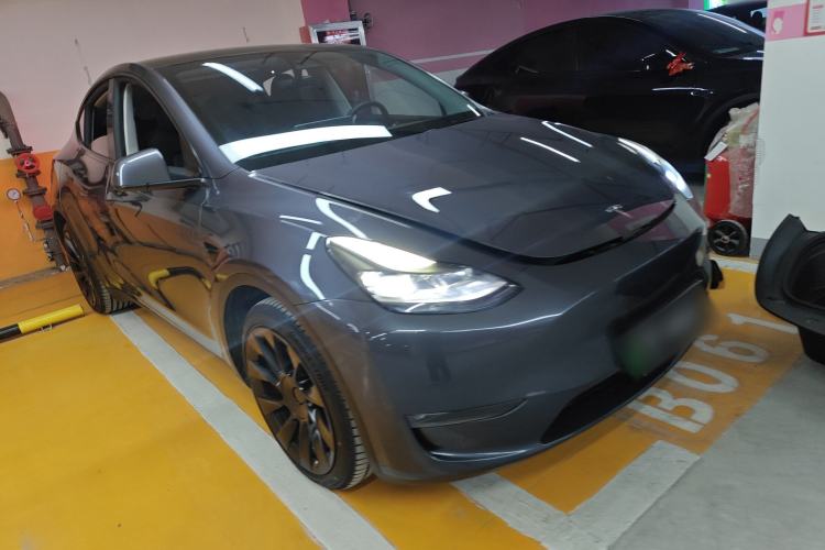 Used Tesla Model Y 2021 Long-Range All-Wheel-Drive Version 3D7