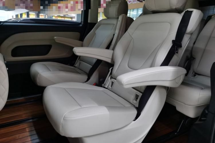 Used Mercedes-Benz Vito 2018 2.0T Business Version China VI Emission Standard
