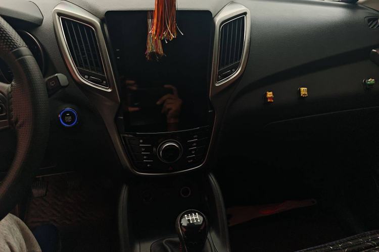 Used Changan CS75 2016 2.0L Manual Comfort Version China V Standard
