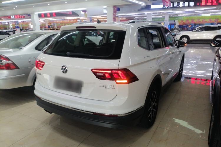 Used Volkswagen Tiguan L 2017 330TSI Automatic Two-Wheel Drive Luxury Edition