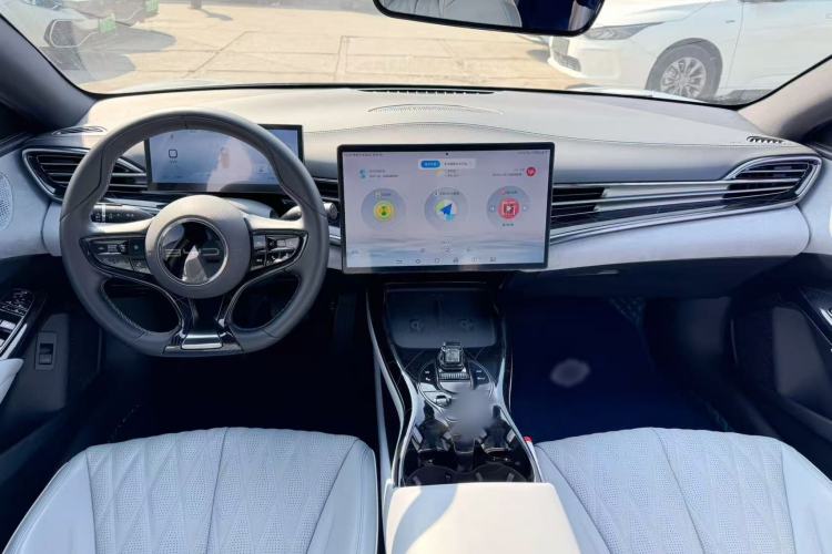 Used BYD Seal 2022 550 km Standard Range Rear-Wheel Drive Prestige Version
