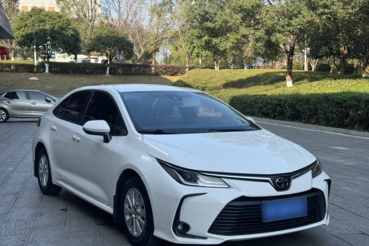 Used Toyota Corolla 2022 TNGA 1.5L CVT Pioneer Edition
