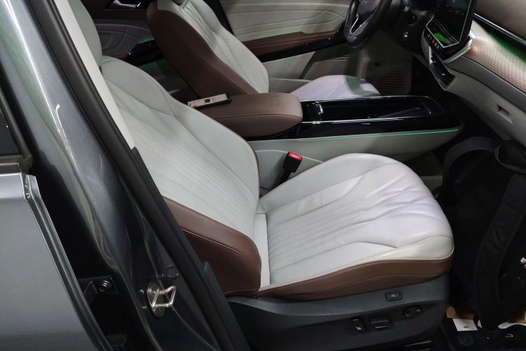 Used Volkswagen ID.6 X 2022 Intelligent Long-Range Version
