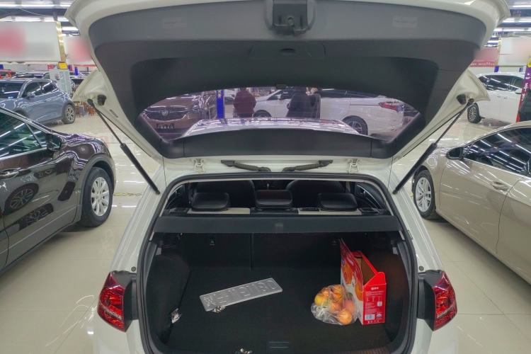 Used Volkswagen Golf 2017 230TSI Automatic Luxury Million-Vehicle Commemorative Edition
