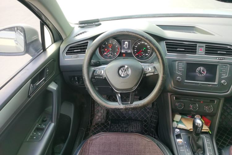 Used Volkswagen Tiguan L 2018 330TSI Automatic Two-Wheel Drive Luxury Edition
