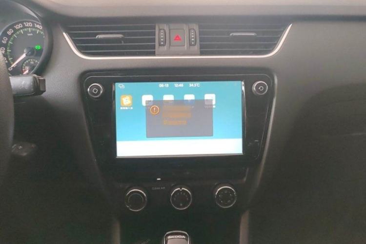 Used Skoda Octavia 2018 1.6L Automatic Comfort Edition
