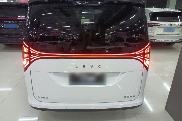 Used  LEVC L380 2025 650 km Flagship Edition All-Wheel Drive