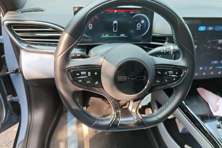 Used BYD Seal 2022 550 km Standard Range Rear-Wheel Drive Prestige Version