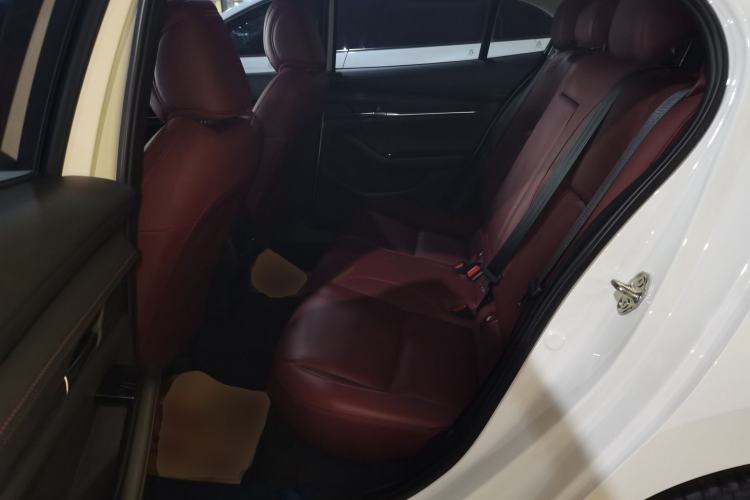 Used Mazda Mazda 3 Axela 2023 2.0L Automatic ZhiZhen Edition
