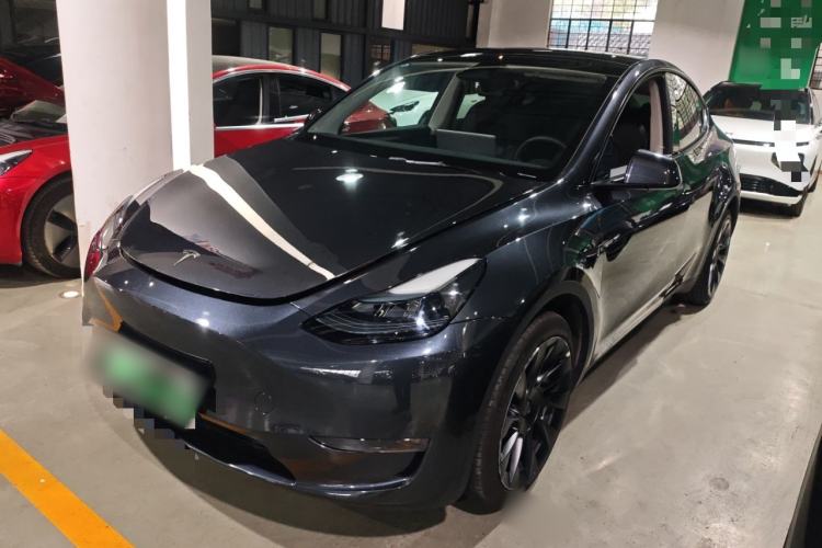 Used Tesla Model Y 2024 Long-Range All-Wheel-Drive Version