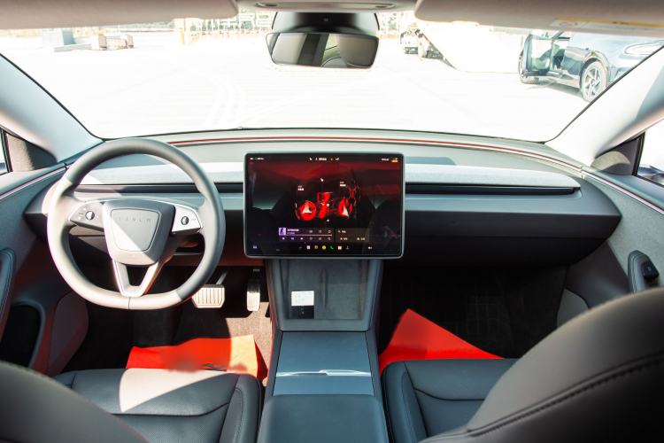 Used Tesla Model 3 2025 Rear-Wheel-Drive Version