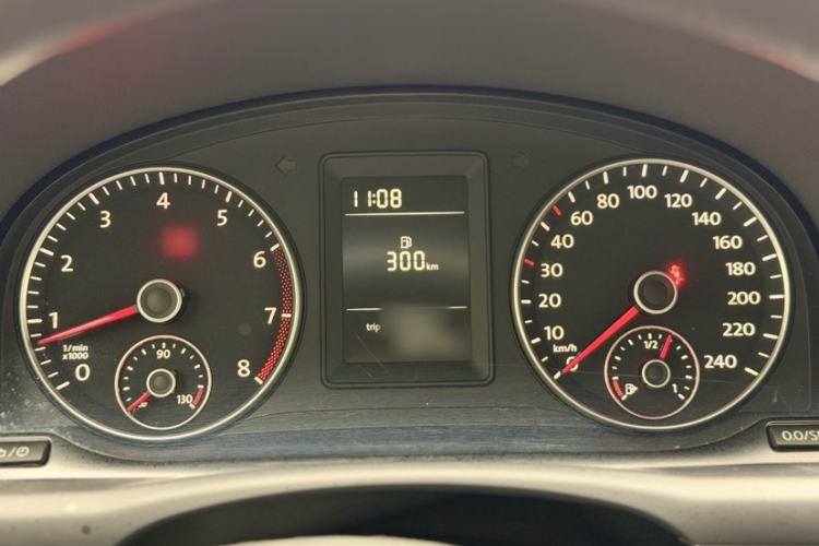 Used Volkswagen Touran 2013 1.4T Manual Fashion Edition 5 Seats
