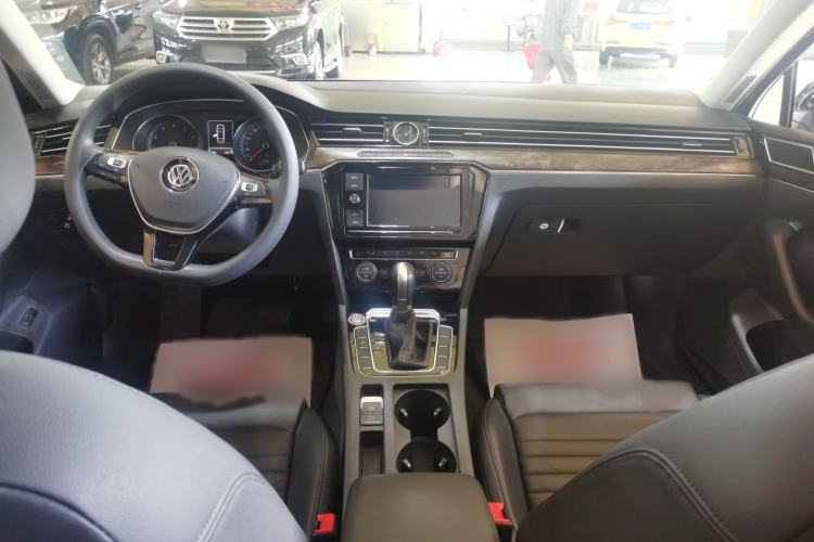 Used Volkswagen Magotan 2019 330TSI DSG Luxury Model China V Standard
