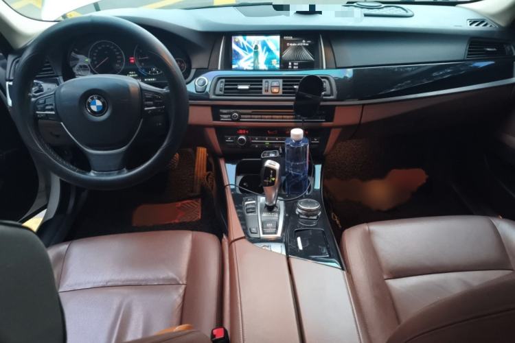 Used BMW 5 Series 2017 520Li Elegant Edition
