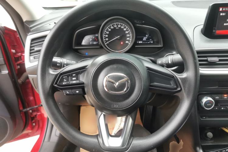 Used Mazda Mazda 3 Axela 2017 Sedan 1.5L Automatic Luxury Model Emission Standard China V
