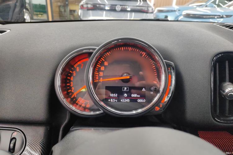 Used  Countryman 2018 1.5T COOPER Artist
