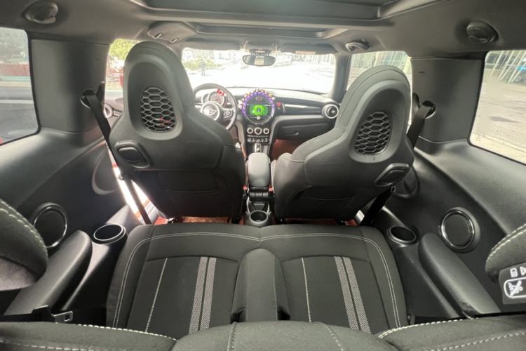 Used MINI MINI 2018 1.5T COOPER Racing Driver