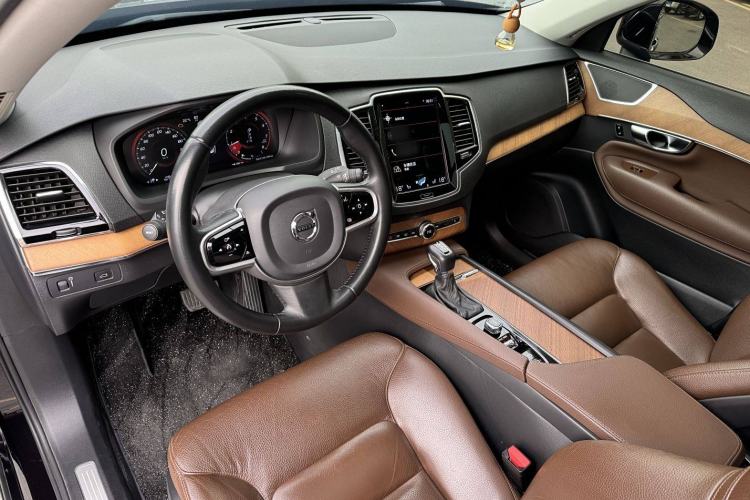 Used Volvo XC90 2020 Facelifted T6 Zhiyi Luxury 7-Seater
