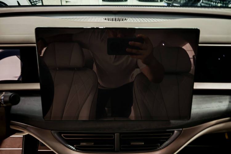 Used Denza D9 2022 DM-i 970 Four-Wheel Drive Prestige Model
