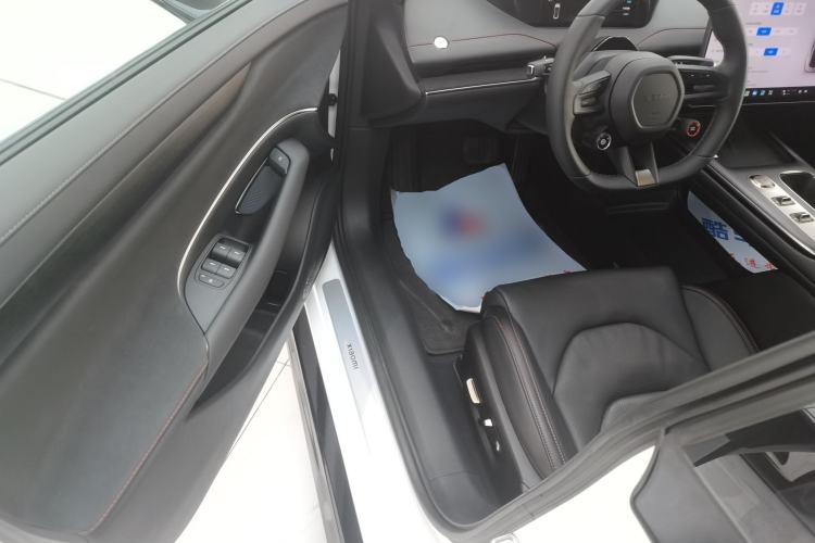 Used  SU7 2024 Rear-Drive Long-Range Intelligent Driving Version
