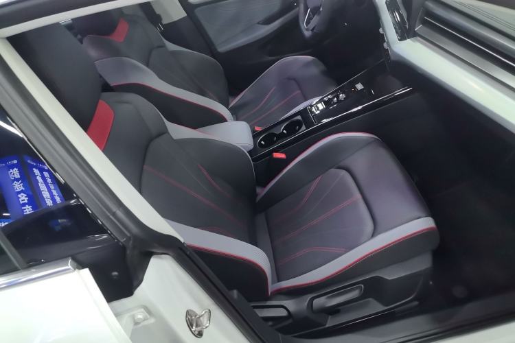 Used Volkswagen Lamando 2024 Lavida L 280TSI DSG Cool & Spicy Edition
