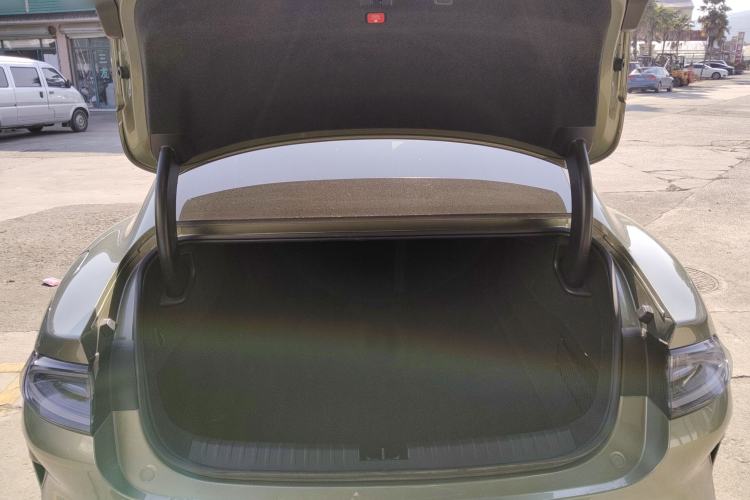 Used  SU7 2024 Rear-Drive Long-Range Intelligent Driving Version