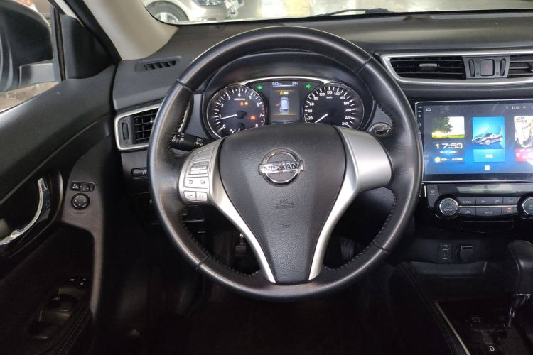 Used Nissan X-Trail 2015 2.0L CVT Comfort MAX Edition 2WD