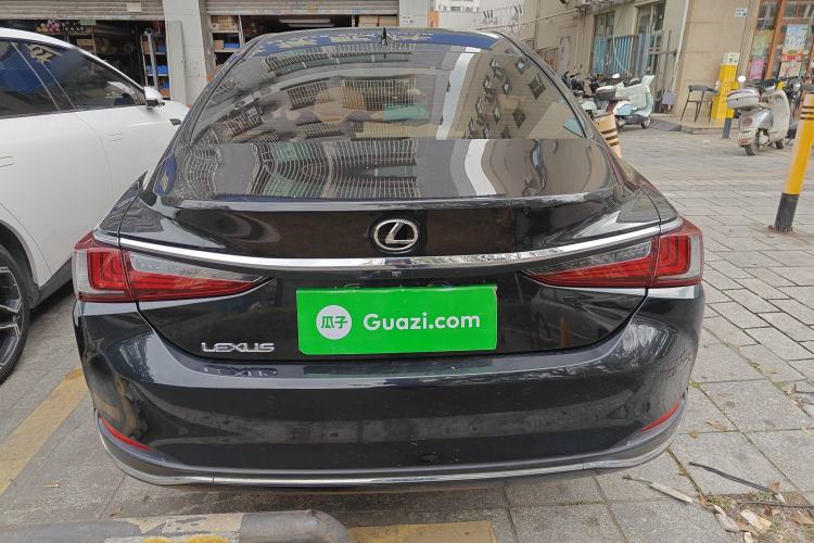 Used Lexus ES 2020 200 Excellence Edition