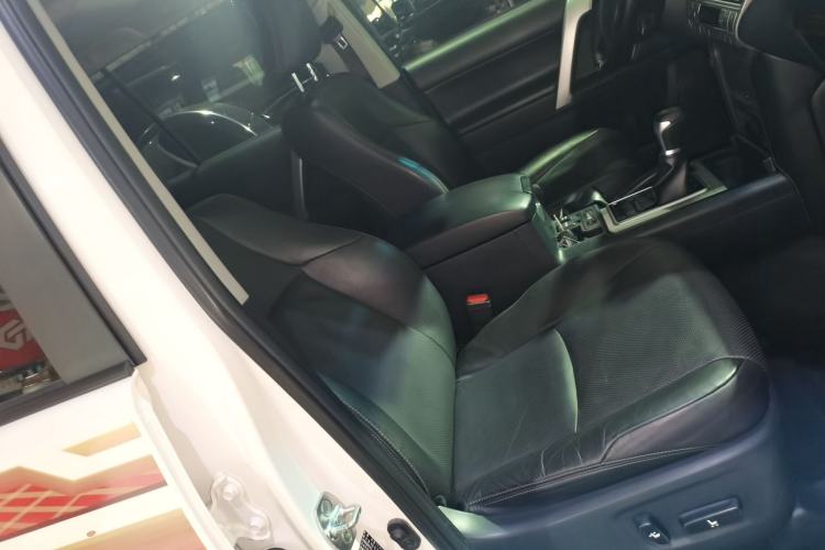 Used Toyota Prado 2018 3.5L Automatic TX-L NAVI with Rear-Mounted Spare Tire
