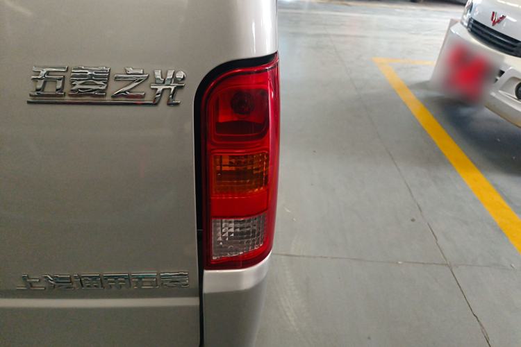 Used Wuling Zhiguang 2023 1.5L Practical Version 5/7 Seats
