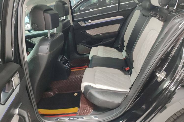 Used Volkswagen Magotan 2023 2 Million Units Commemorative Edition 330TSI DSG Luxury Version
